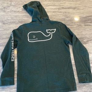 Vineyard Vines hooded long sleeve t-shirt